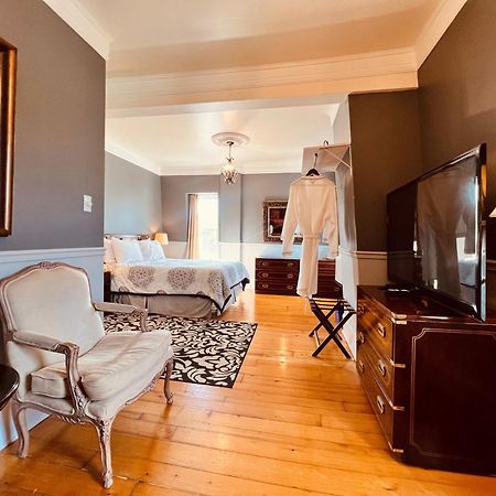 Le Chateau Du Lac Magog Екстериор снимка